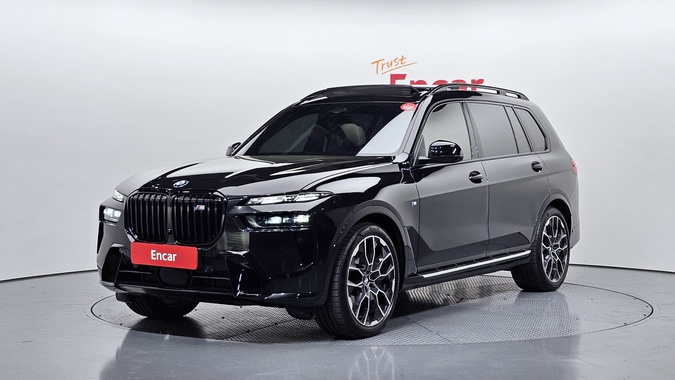 BMW X7 2025