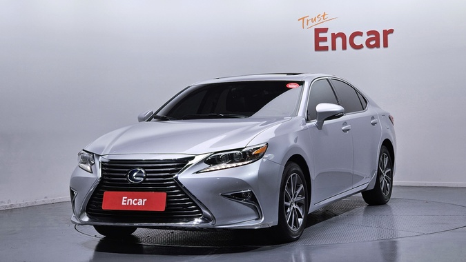 Lexus ES 2017