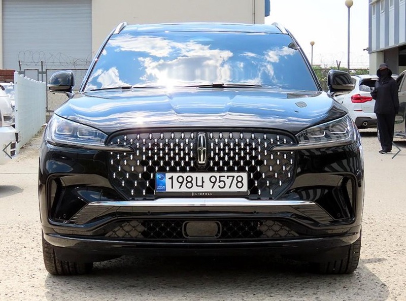 Lincoln Aviator