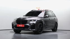BMW X7 2021