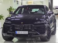 Lamborghini Urus 2025