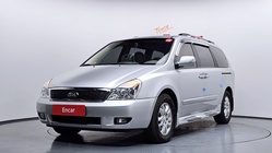 Kia Carnival 2012