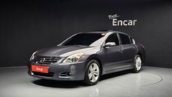 Nissan Altima 2012