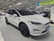 Tesla Model X 2023