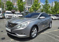 Hyundai Sonata 2010