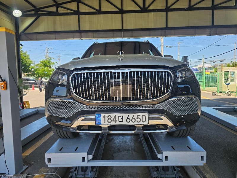 Mercedes-Benz GLS-Class