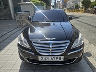 Hyundai Genesis 2012