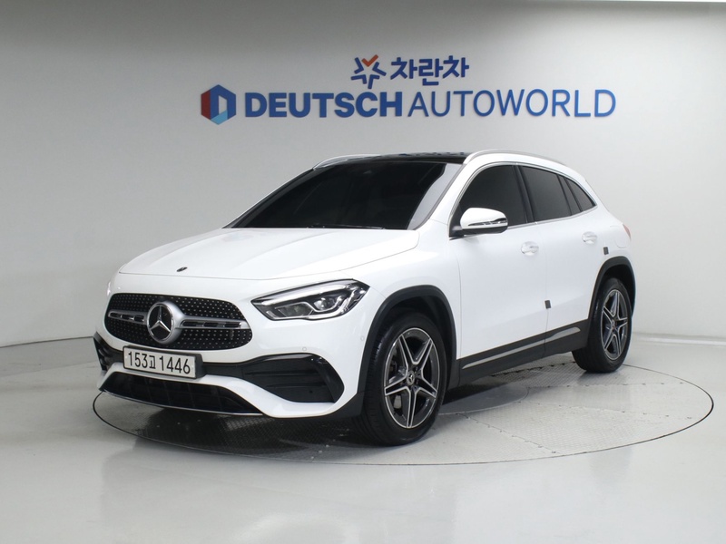 Mercedes-Benz GLA-Class
