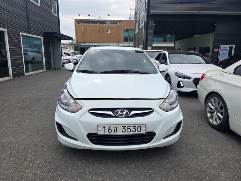 Hyundai Accent