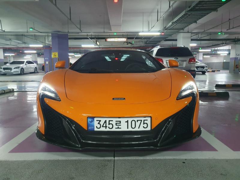 McLaren 650S