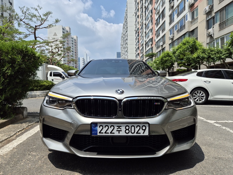 BMW M5