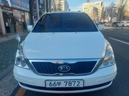 Kia Canival 2012