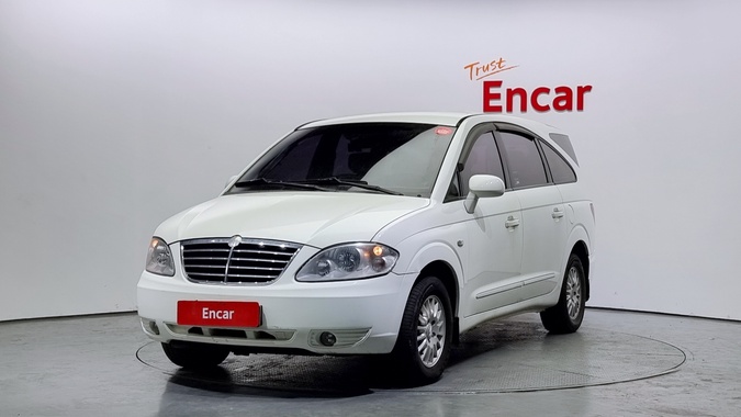 Ssangyong Rodius 2013