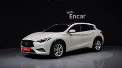 Infiniti Q30 2019