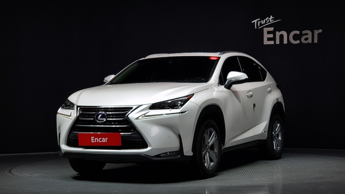 Lexus NX 2016