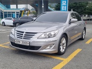 Hyundai Genesis 2012