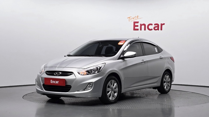 Hyundai Accent 2015