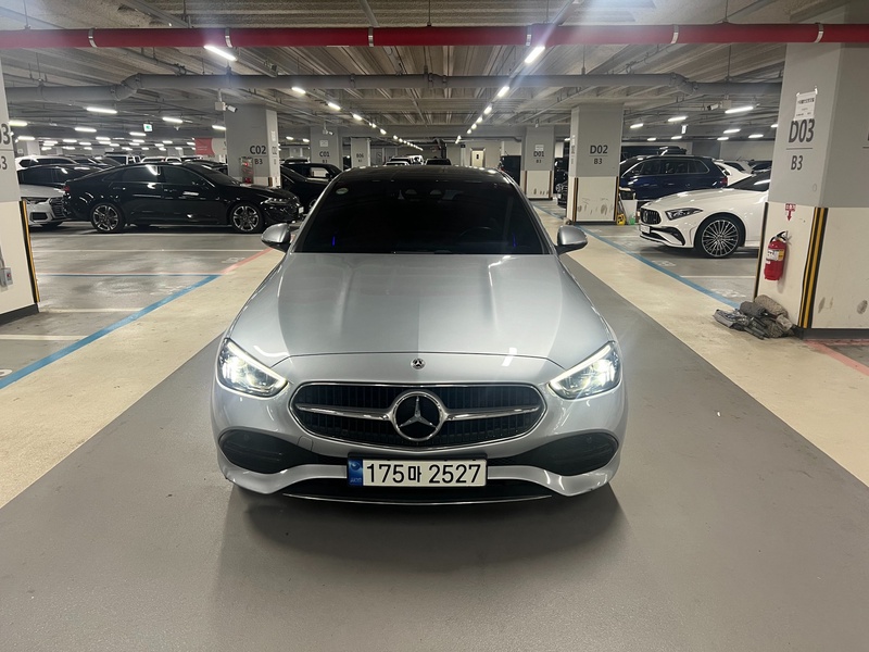 Mercedes-Benz C-Class