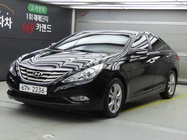 Hyundai Sonata 2010