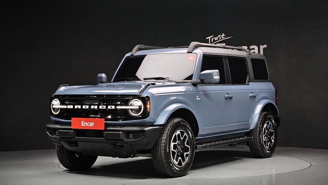 Ford Bronco 2023