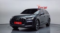 Audi Q7 2021