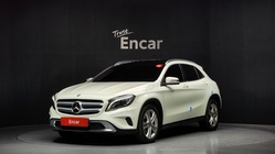 Mercedes-Benz GLA-Class 2015