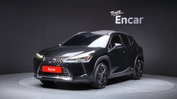 Lexus UX 2021