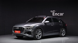 Audi Q8 2021