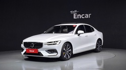 Volvo S60 2022