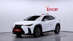 Lexus UX 2022
