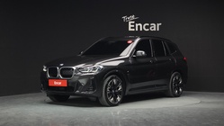 BMW iX3 2024