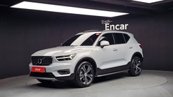 Volvo XC40 2022