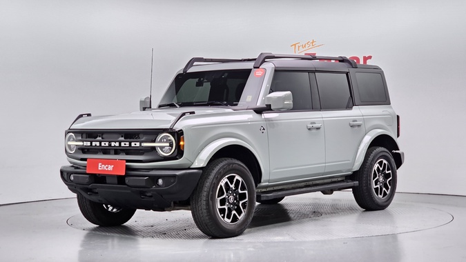 Ford Bronco 2023