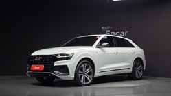 Audi Q8 2023