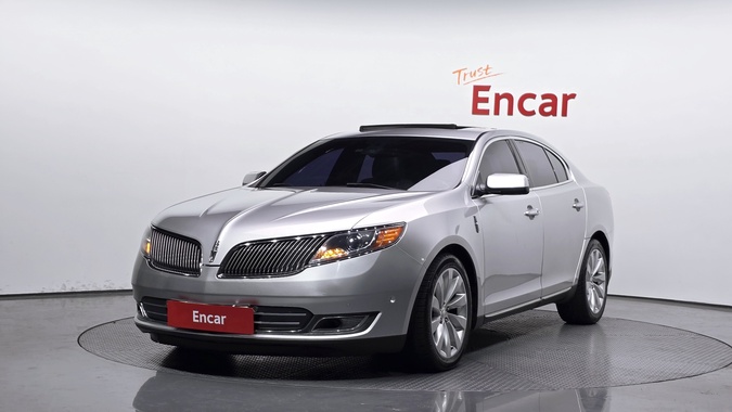 Lincoln MKS 2012