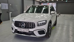 Mercedes-Benz GLB-Class 2025