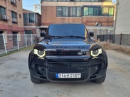 Land Rover Defender 2023