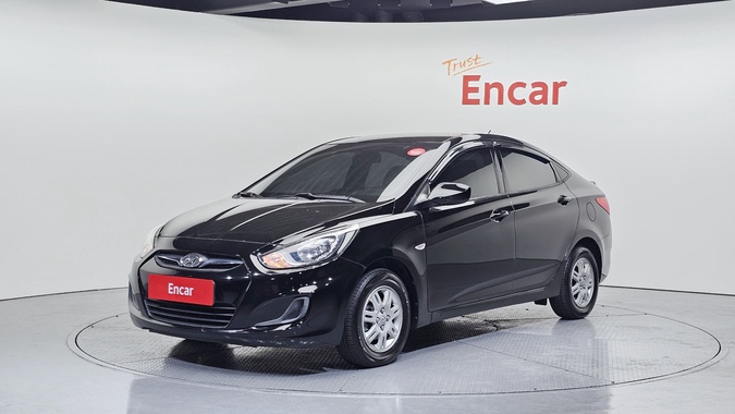 Hyundai Accent 2013