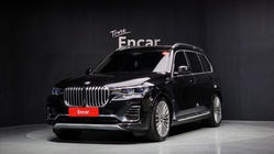 BMW X7 2021