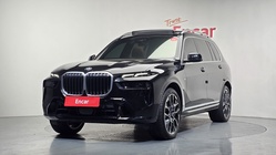 BMW X7 2025