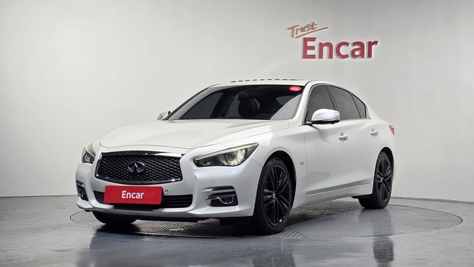 Infiniti Q50 2016