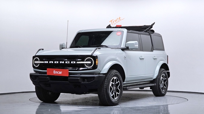 Ford Bronco 2023