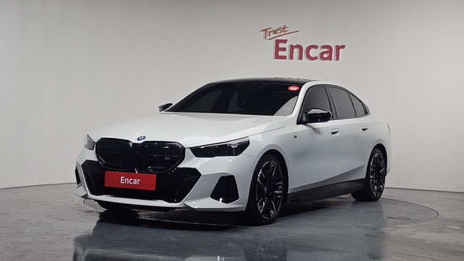 BMW i5 2024