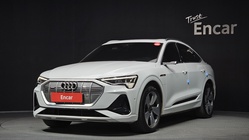 Audi e-tron 2022
