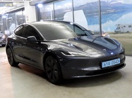 Tesla Model 3 2025