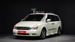 Kia Canival 2011