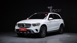 Mercedes-Benz GLC-Class 2021