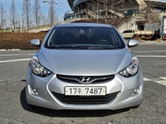 Hyundai Avante 2011