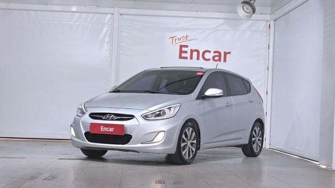 Hyundai Accent 2013