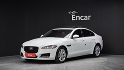 Jaguar XF 2020